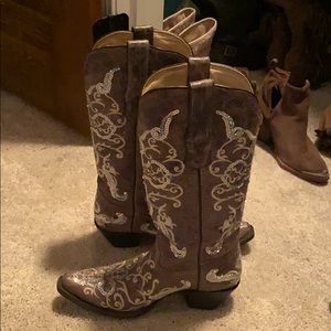 Cowgirl boots⭐️⭐️⭐️✨